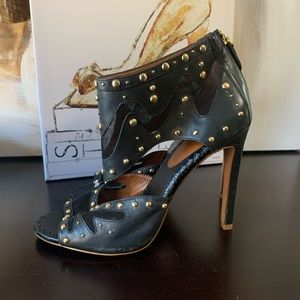 Boutique 9 Leather Heel with Gold Studs 5in Heel